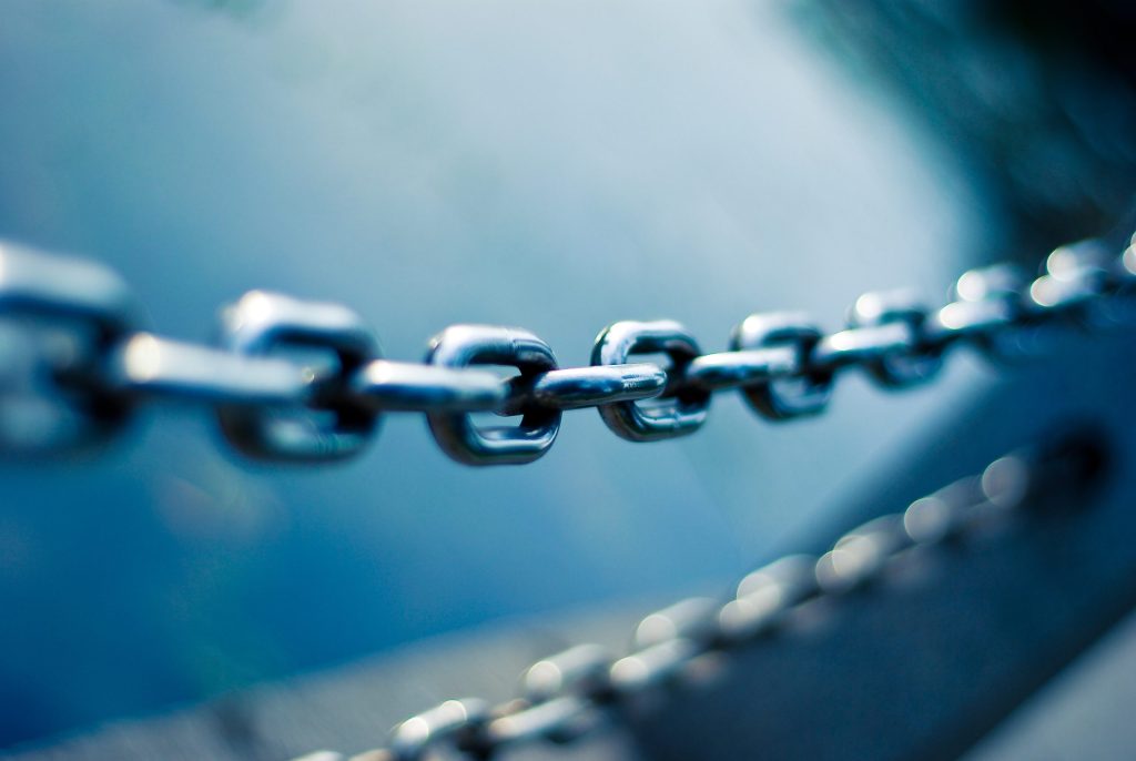 Navigating Chain Reactions: Expert Advice for a Smooth Move in a Chain